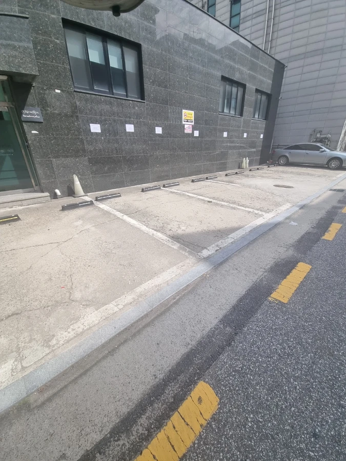 고무 카스토퍼 설치